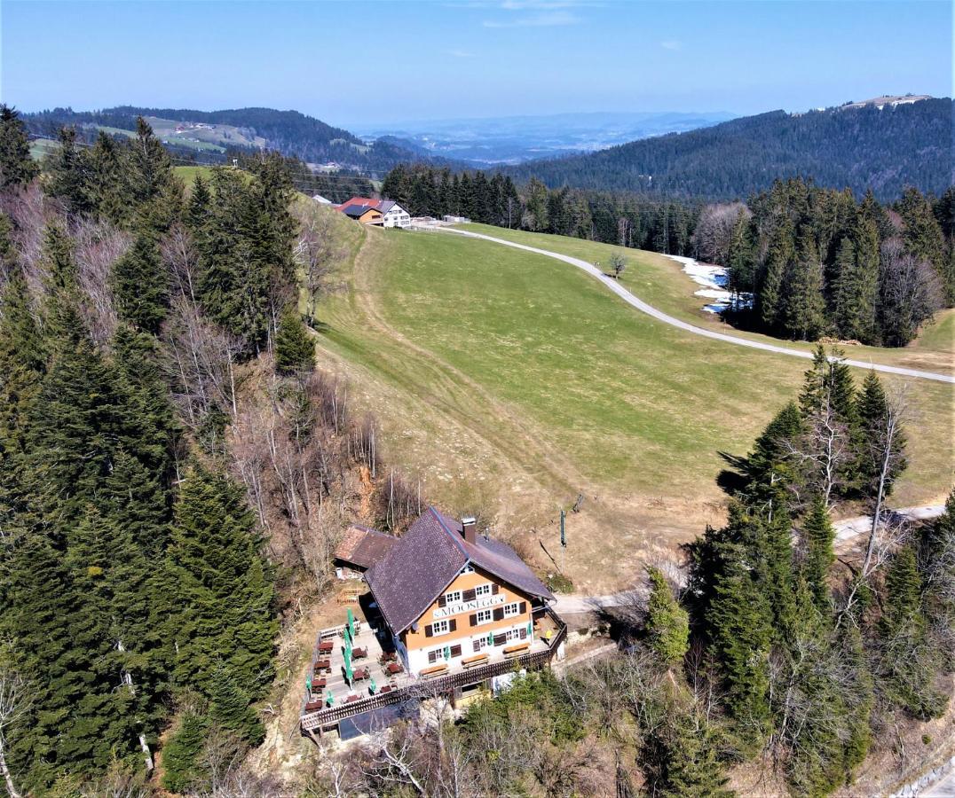 Hotel Gasthaus Moosegg Lochau Exterior foto